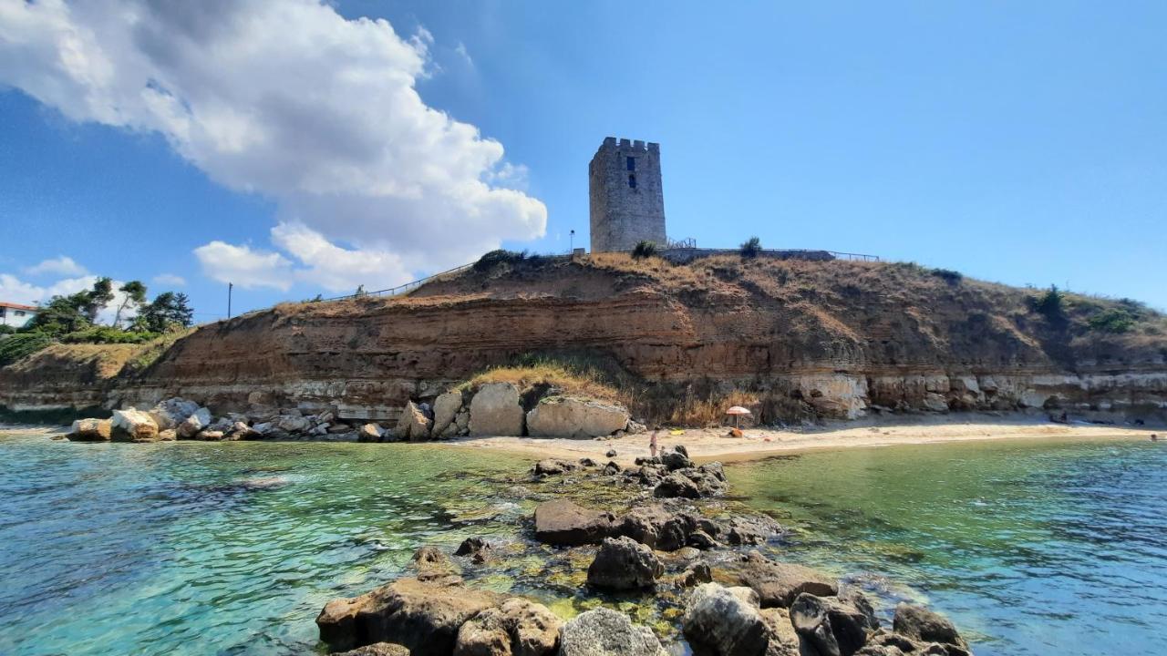 Villa Madeleine Tower View Неа-Фокеа Экстерьер фото